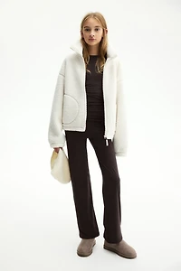 Flared Yoga Leggings with SoftMove™