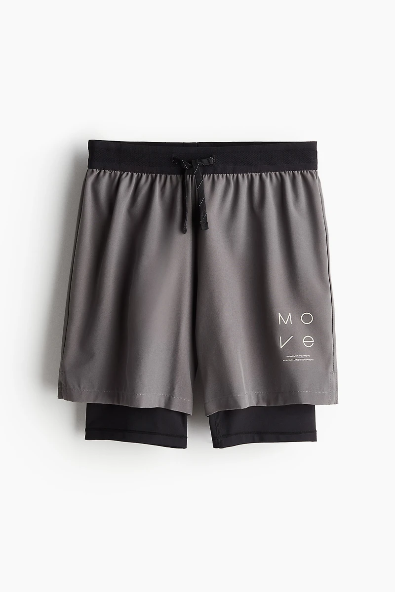 Short de sport 2-en-1 DryMoveđ
Ș