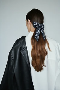 Embellished bow hair clip