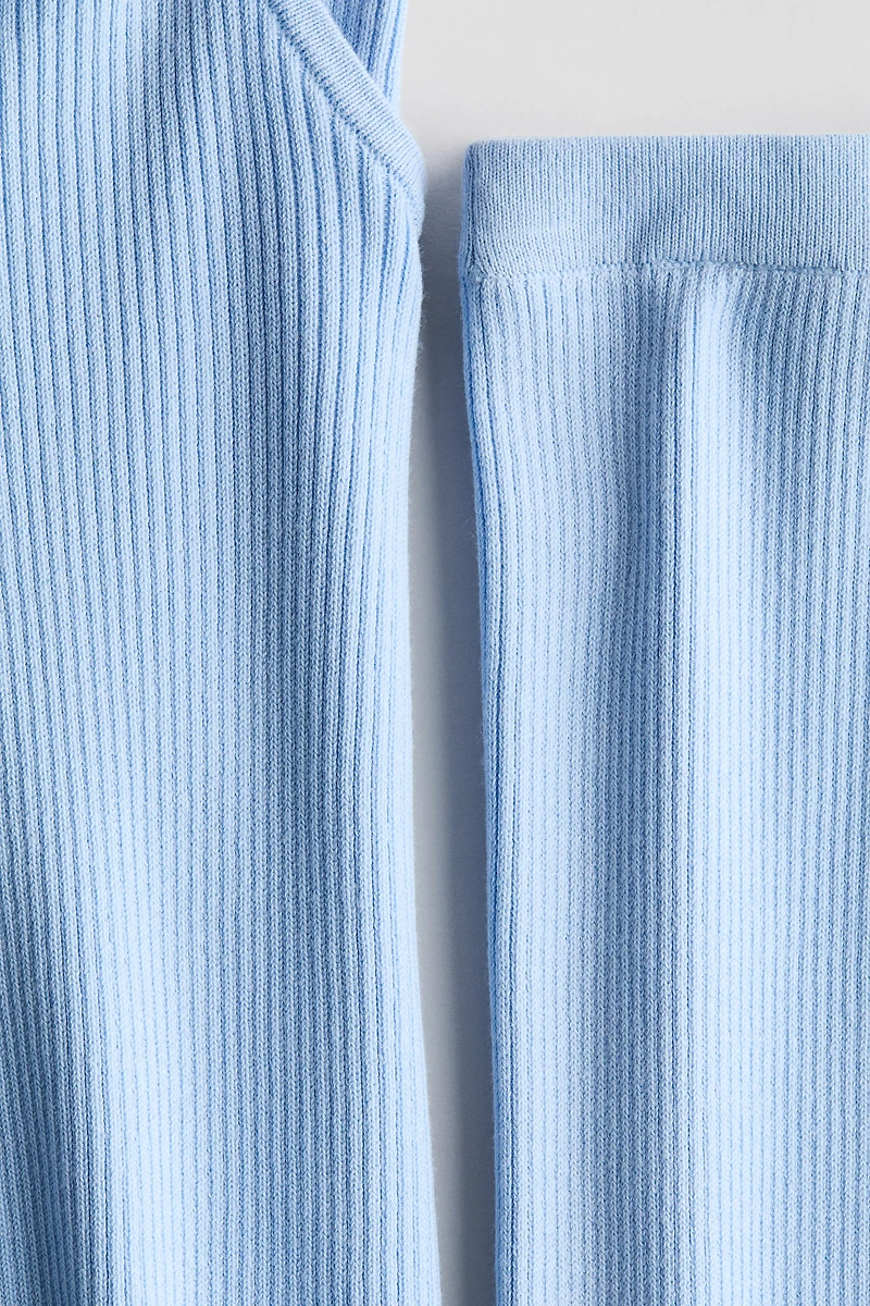 2-Piece Top and Leggings Set