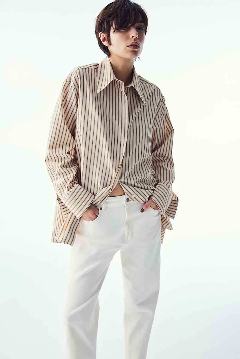 High Rise Slim Leg Mom Jeans