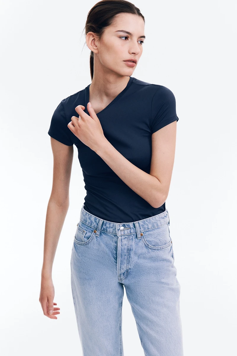 Fitted T-shirt