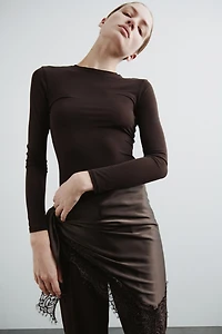 Lace-Trimmed Triangle Scarf