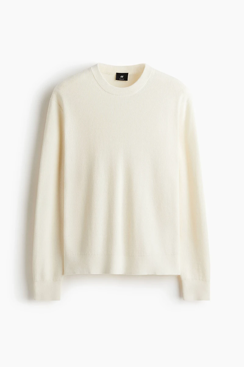 Chandail classique en tricot côtelé