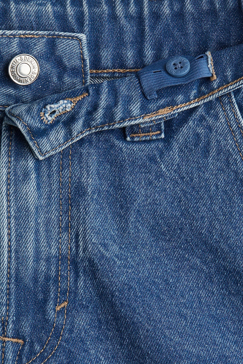 Loose-Fit Carpenter Shorts