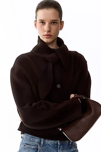 Veste faite main en laine mélangée