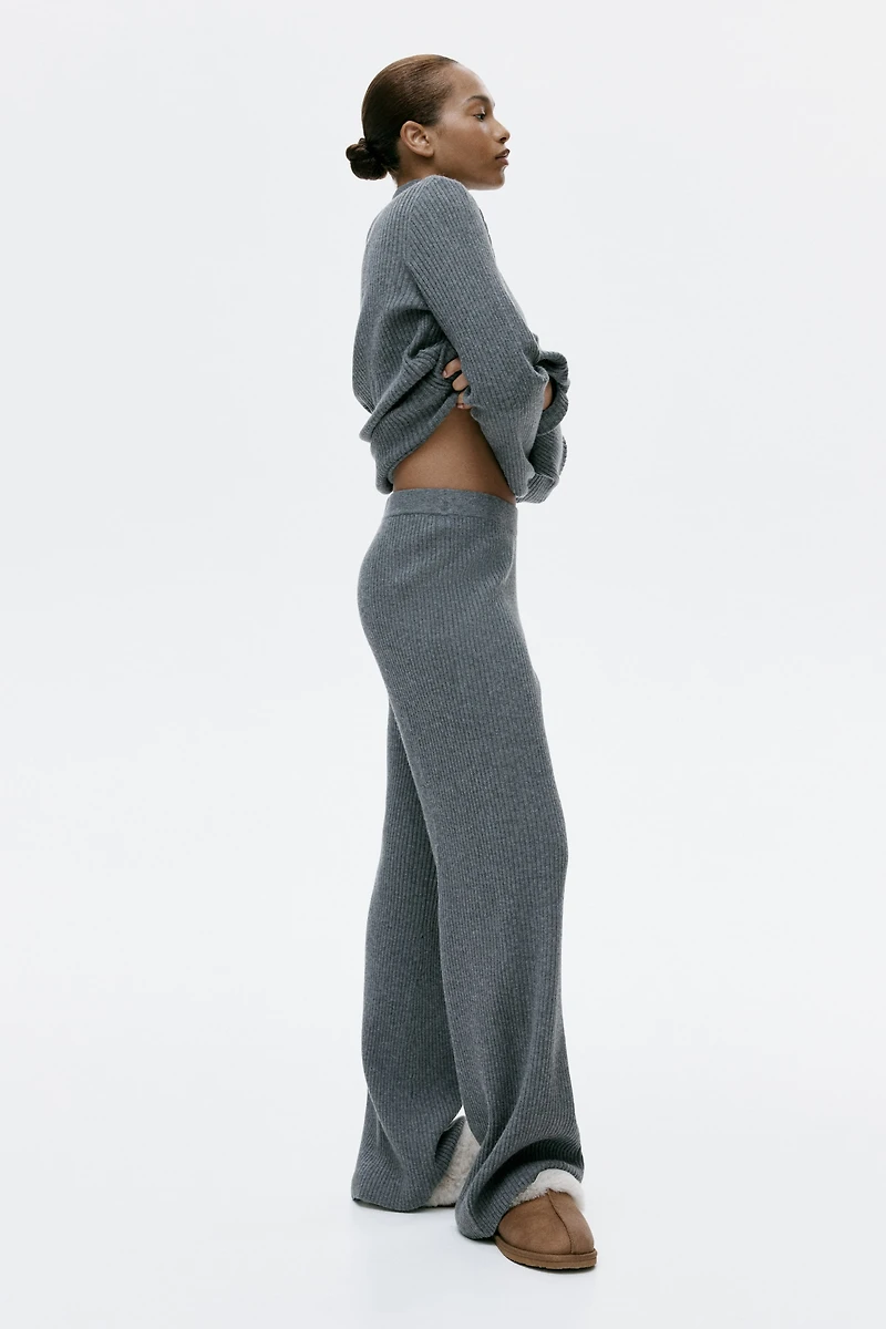 Wide-Leg Rib-Knit Pants