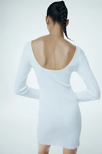 Robe moulante en tricot côtelé