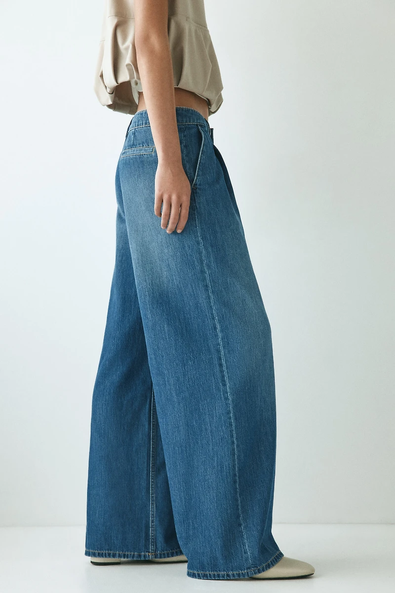 Loose-Fit Wide Regular Jeans
