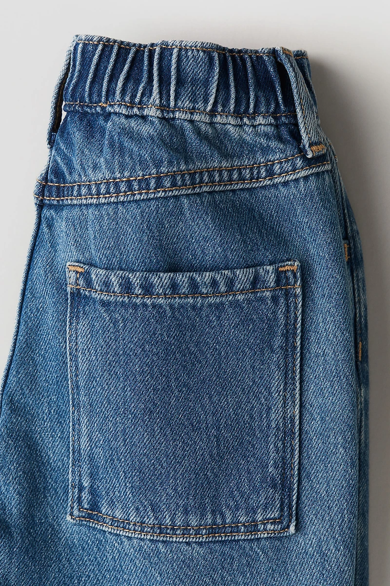 Short de longueur genou en denim