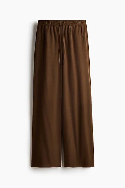 Wide-Leg Drawstring Pants