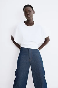 T-shirt à manches papillon