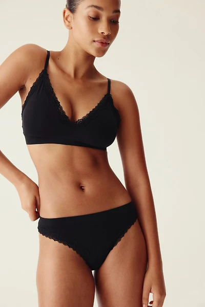 2-pack Seamless Lace-trimmed Thong Briefs