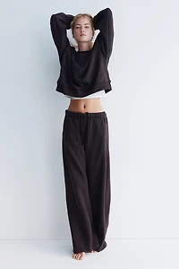 2-Piece Sweatshirt and Joggers Set