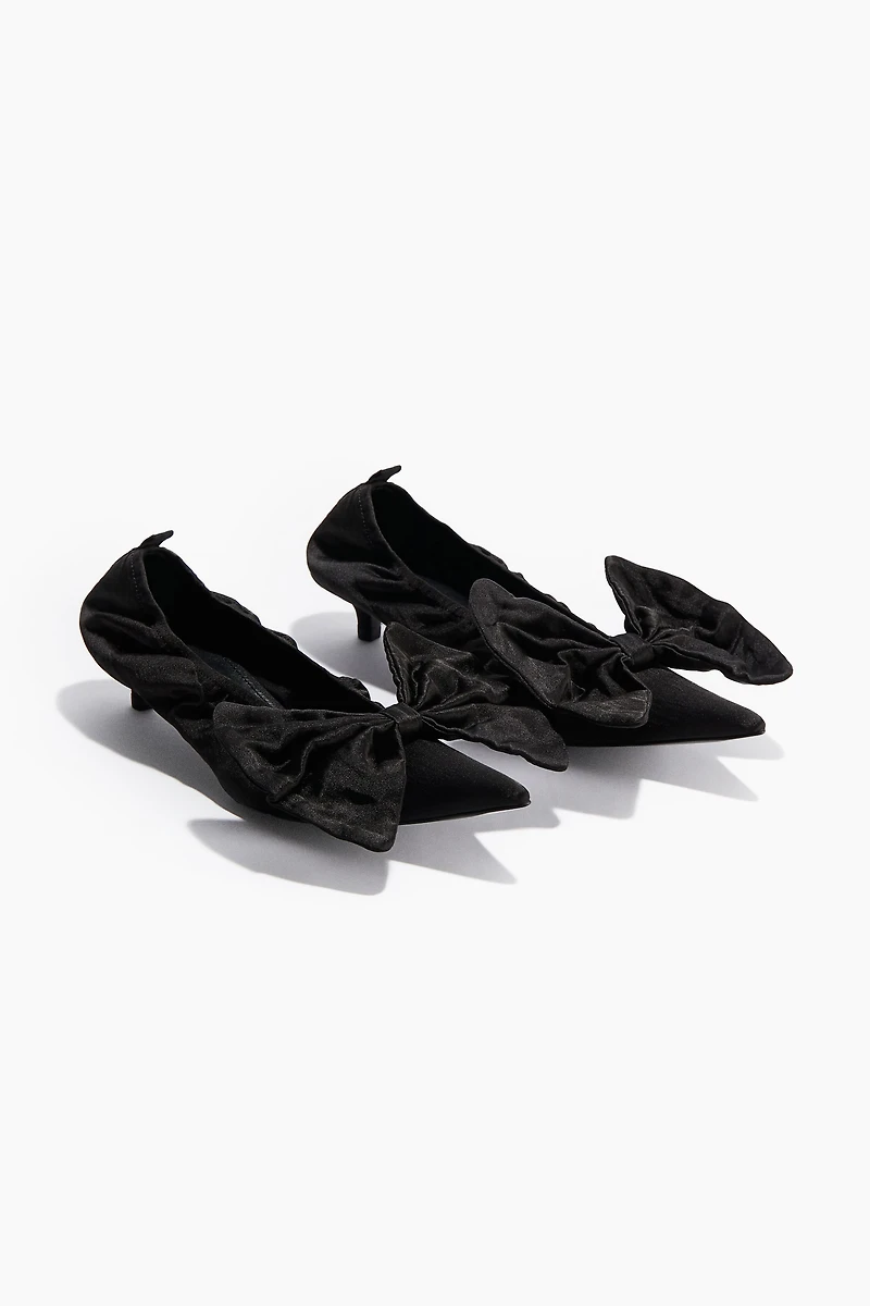 Escarpins avec boucle