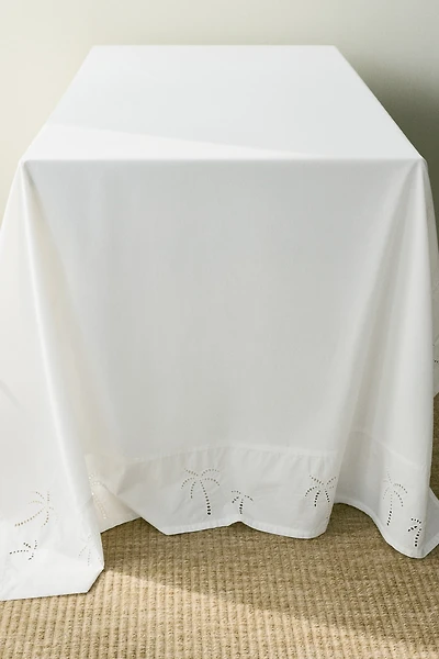 Tablecloth with Eyelet Embroidery