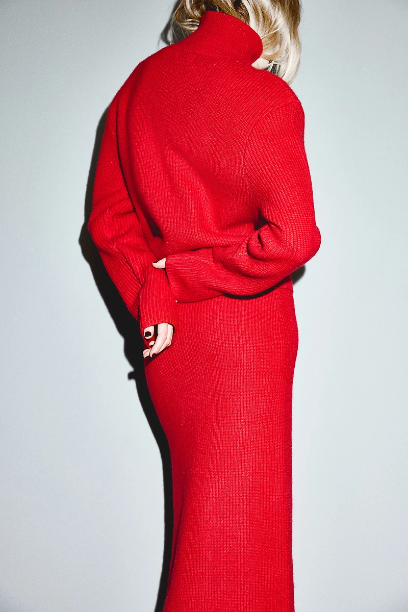 Rib-Knit Pencil Skirt