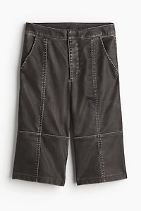 Distressed-look Capri Pants