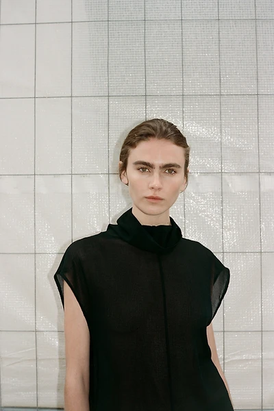 Rib-Knit Mock Turtleneck Top