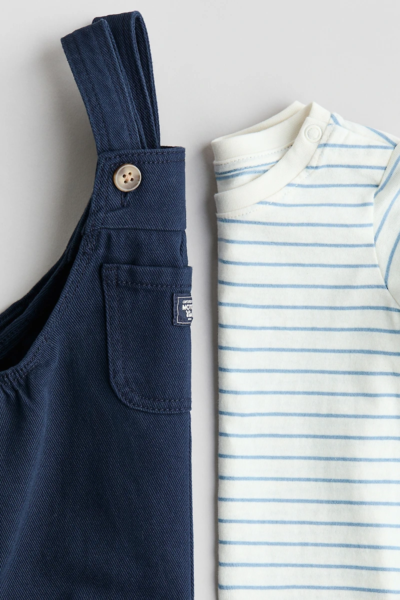 Ensemble 2 pièces salopette et T-shirt