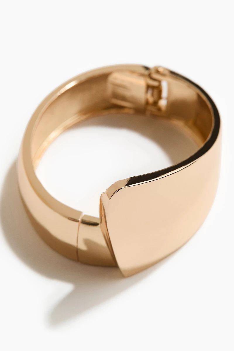 Asymmetric Hinged Bangle