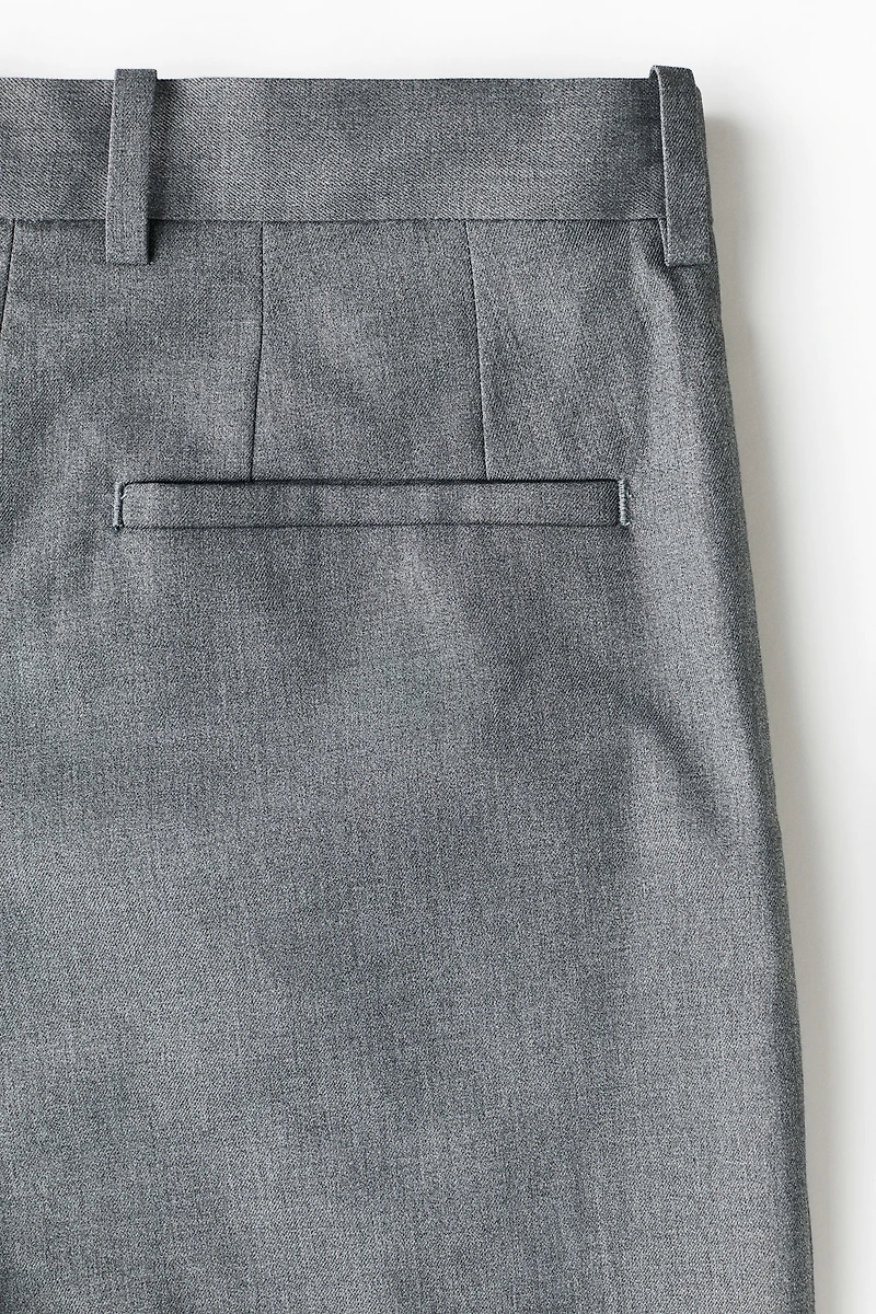 Loose-Fit Tailored Pants