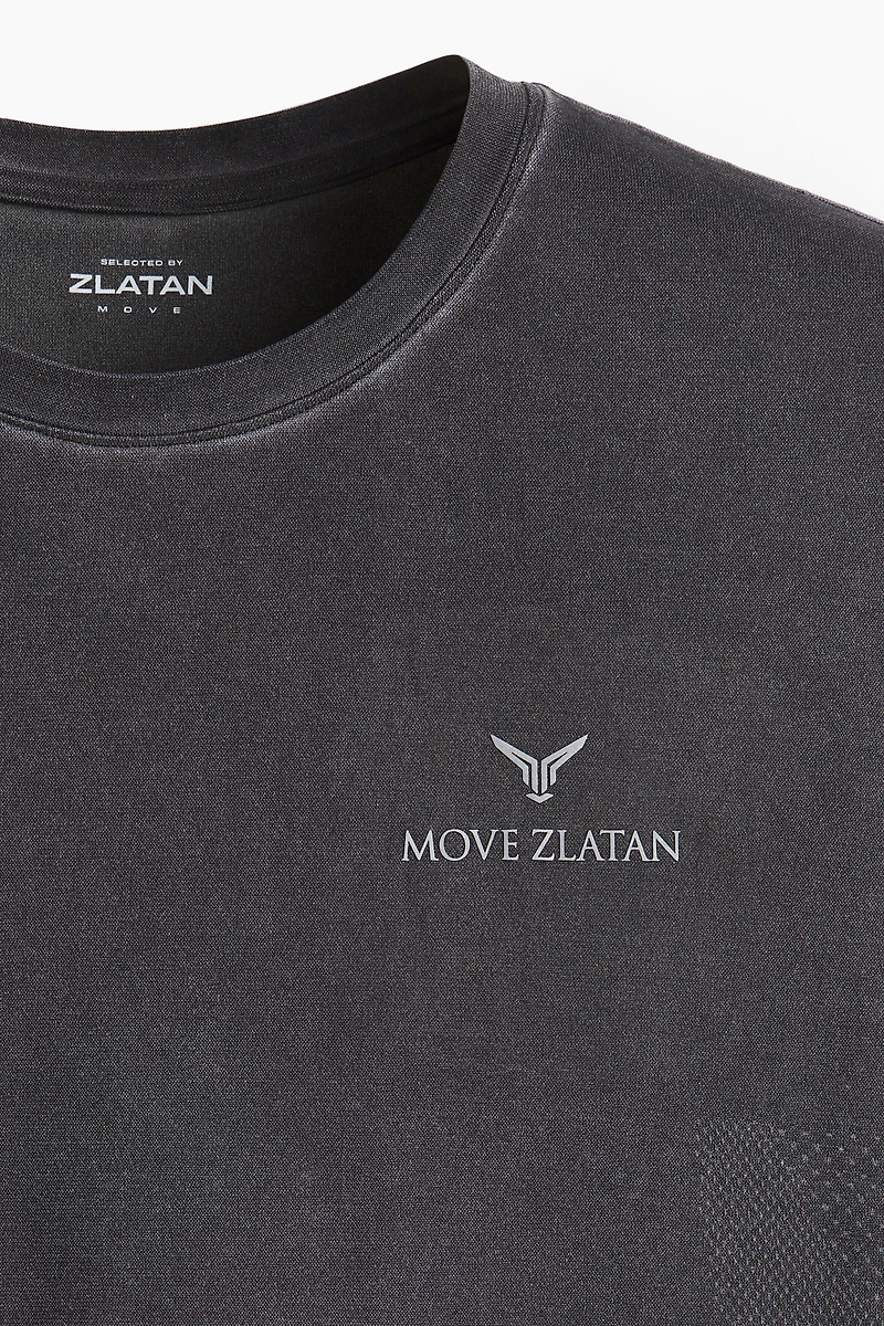 Muscle-Fit Sports Shirt