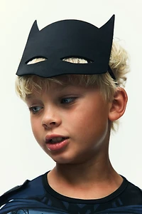 Costume