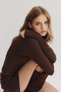 Ribbed Top with Collar