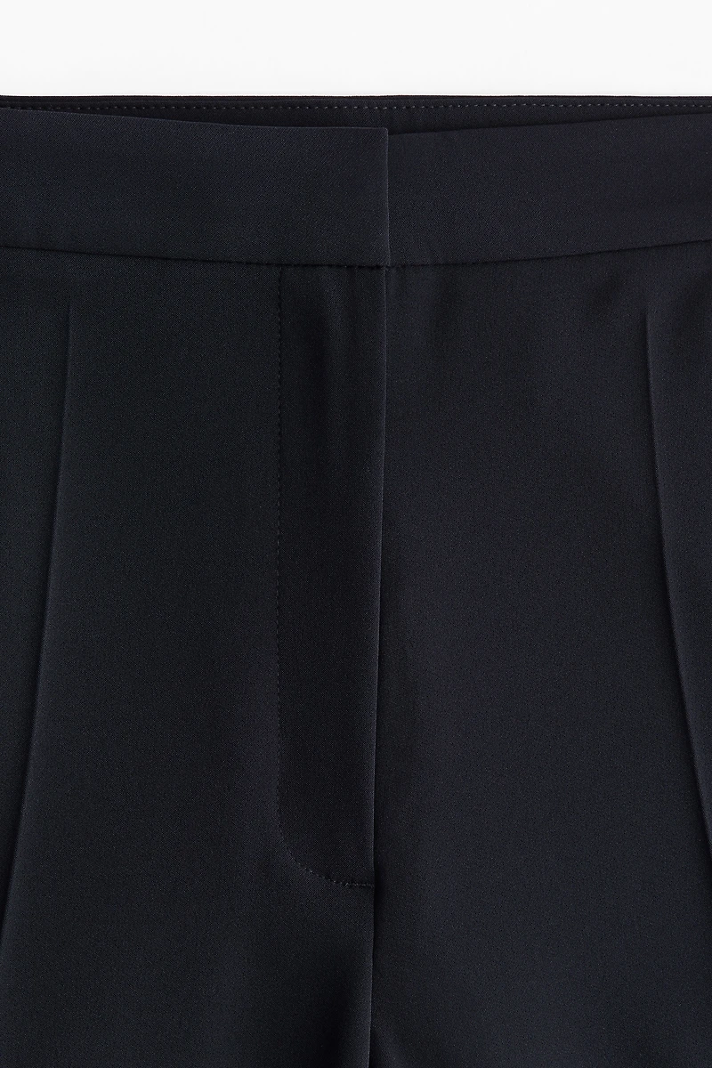 Wide-leg Pants