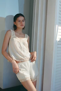 Haut brodé en viscose mélangée