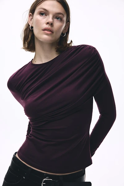 Haut asymétrique à effet drapé