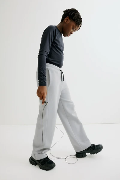 Relaxed-Fit Sports Joggers with DryMove™
