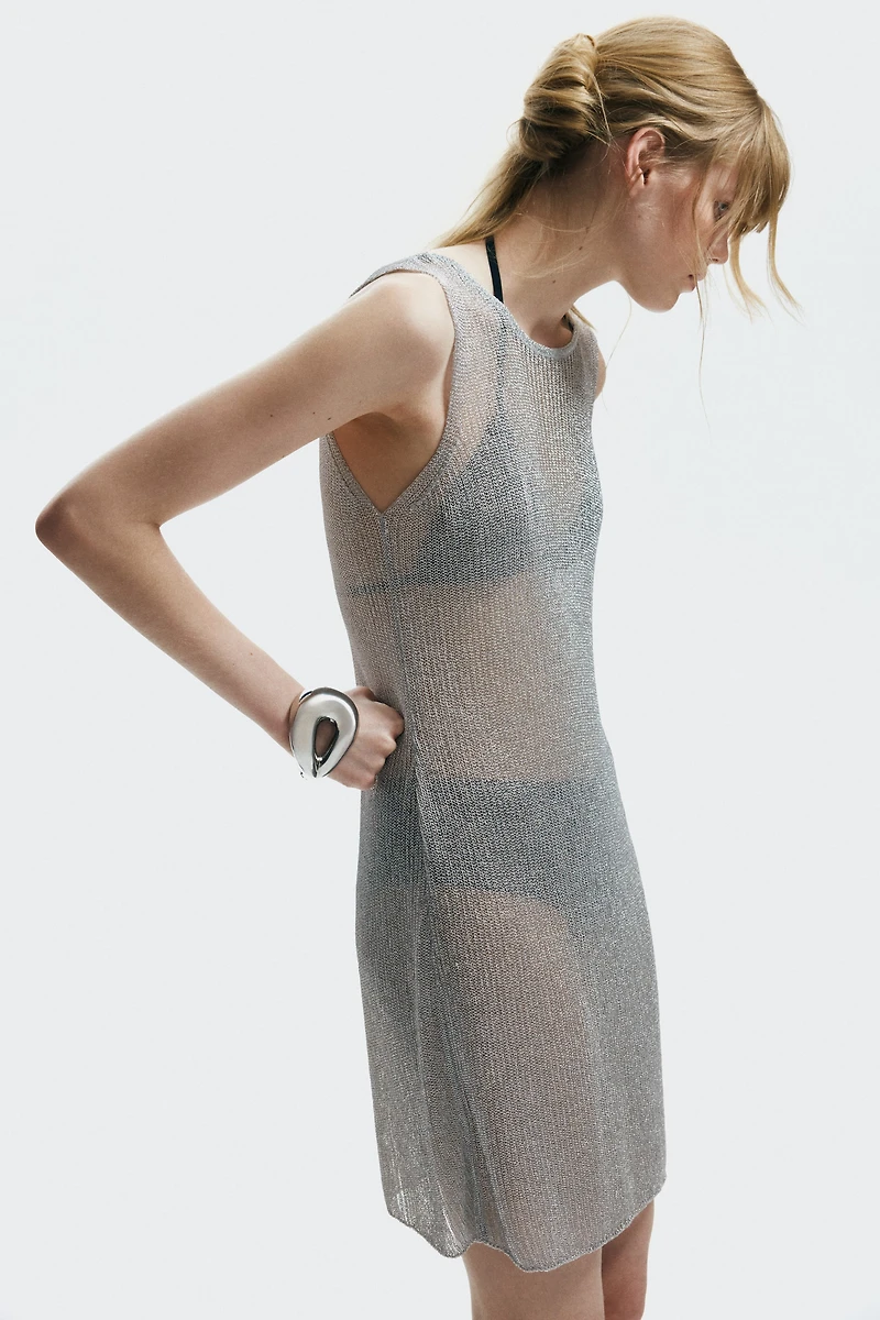Robe scintillante en tricot côtelé