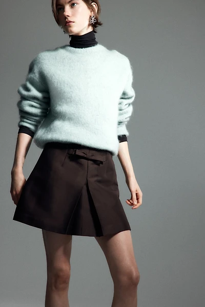 Minijupe avec boucle devant