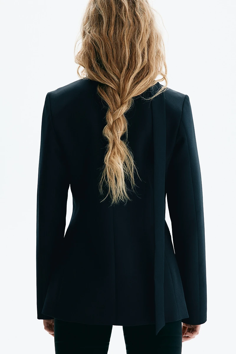 Veston sans col avec écharpe