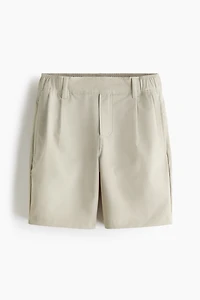 Golf Shorts with DryMove™