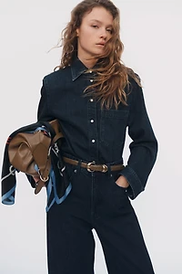 Chemise en denim avec épaulettes