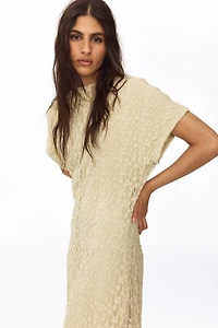 Robe d'aspect dentelle