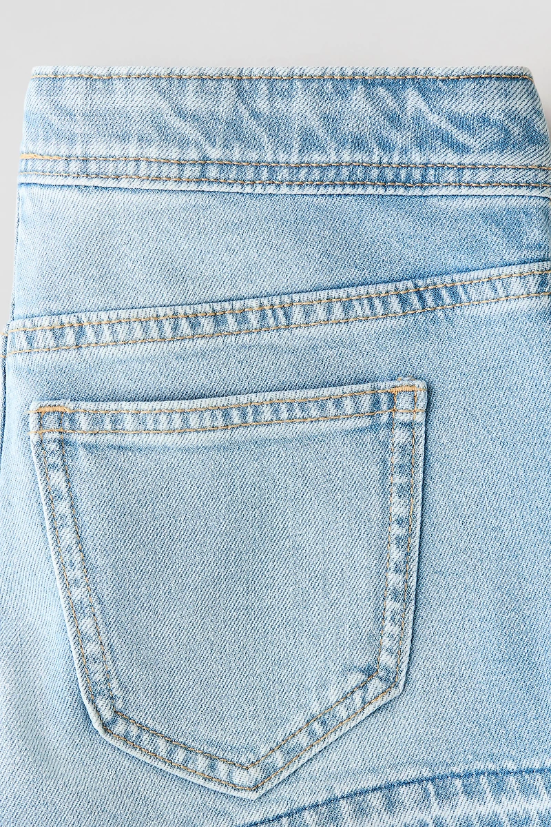 Jupe-short croisée en denim