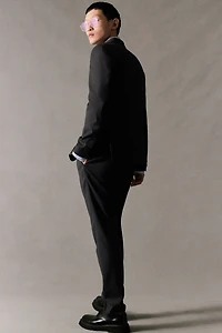Pantalon d'habit près du corps