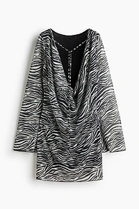 Robe imprimée avec liens à nouer au dos