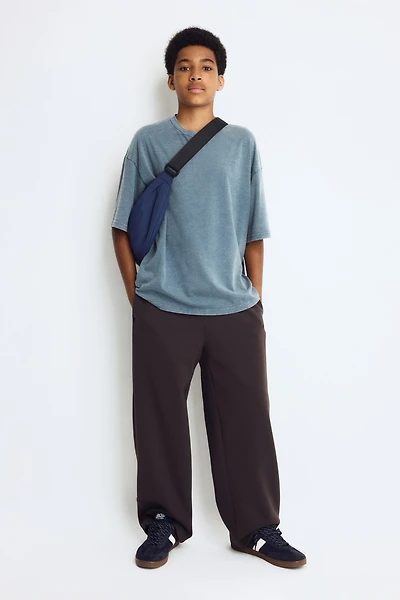 Loose-Fit Sports Joggers with DryMove™