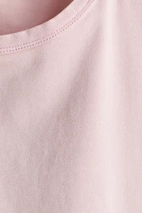Flutter-Sleeved Top