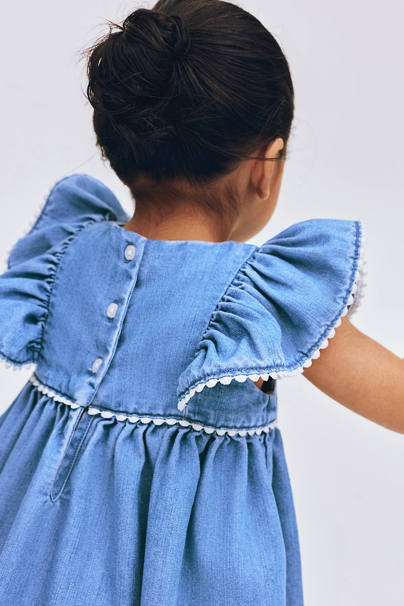 Robe en denim avec détail brodé
