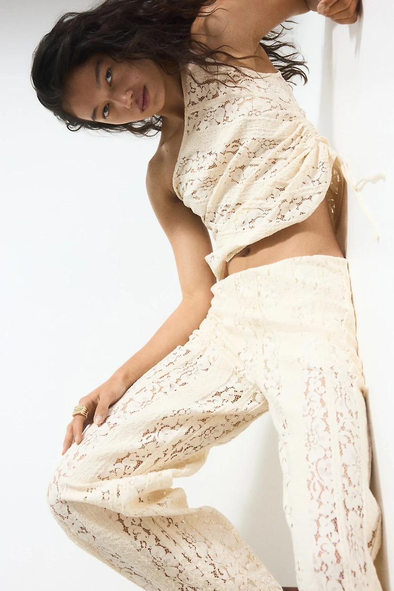 Pantalon avec dentelle