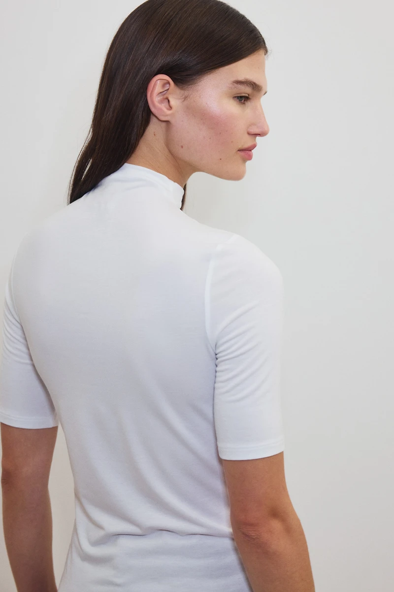 T-shirt à col cheminée chaud près du corps