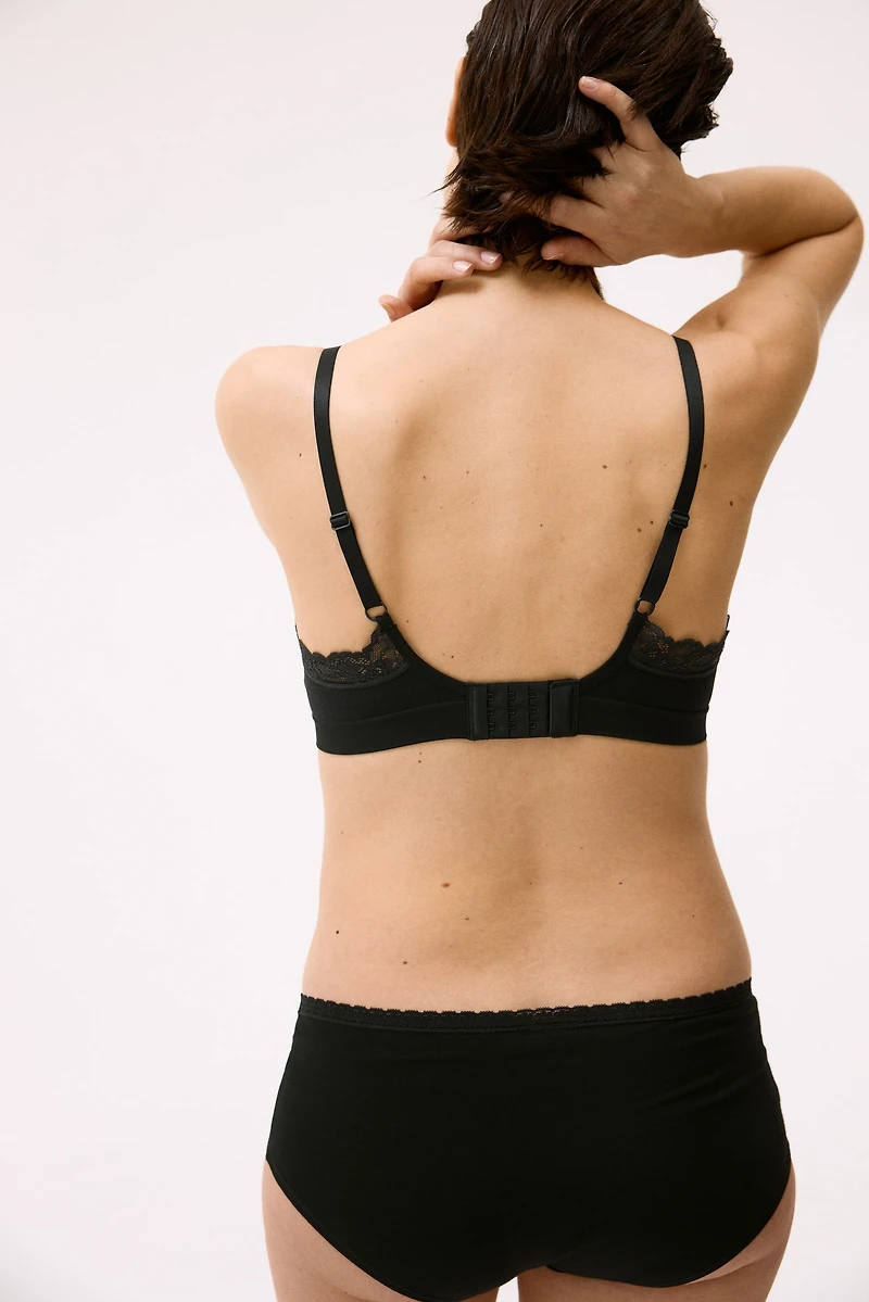 MAMA 2-Pack Padded Nursing Bras