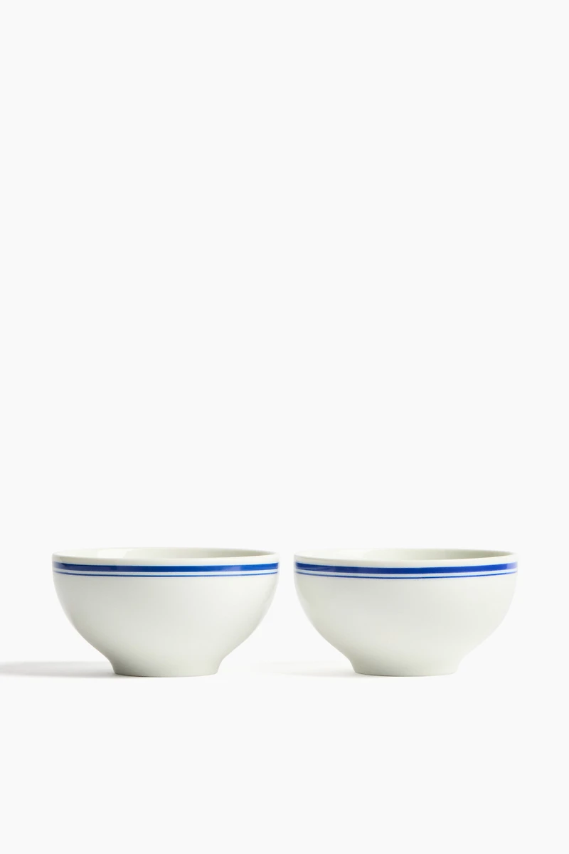 Lot de 2 petits bols en porcelaine