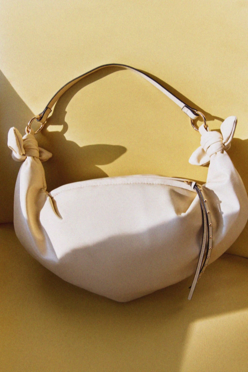 Sac à bandoulière avec détails noués